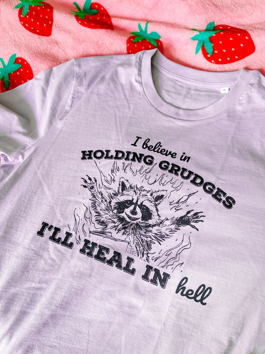 I Believe In Holding Grudges printed tee