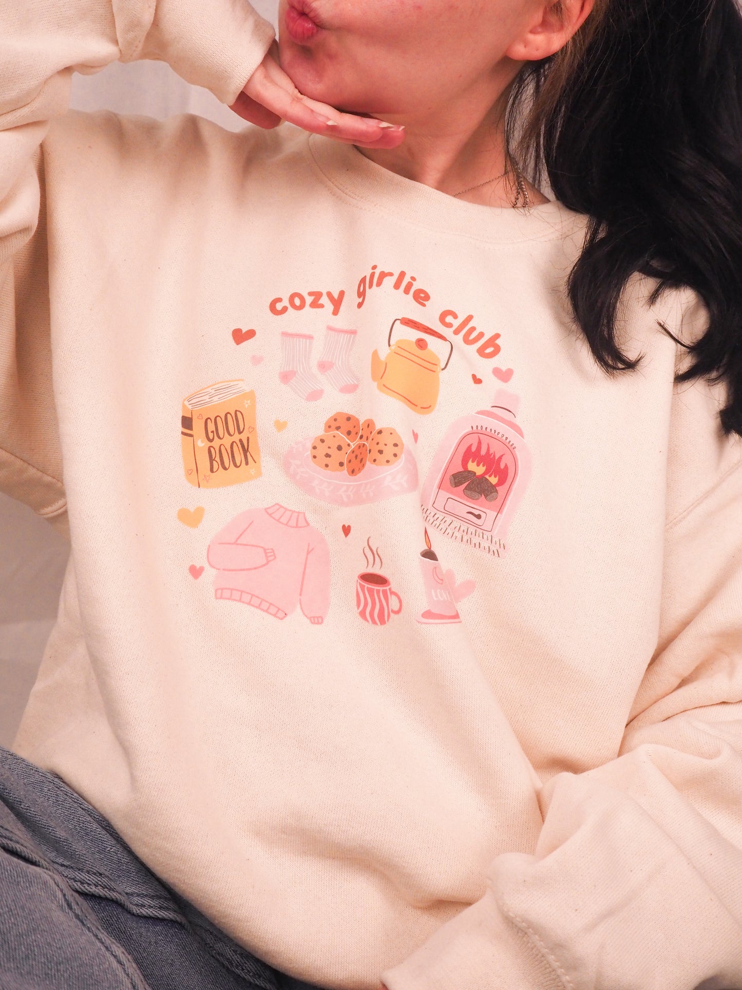 Cosy Girlie Club printed crewneck